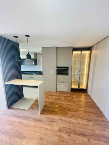 Apartamento 2 quartos e 2 banheiros, à venda, no bairro Três Vendas em Pelotas