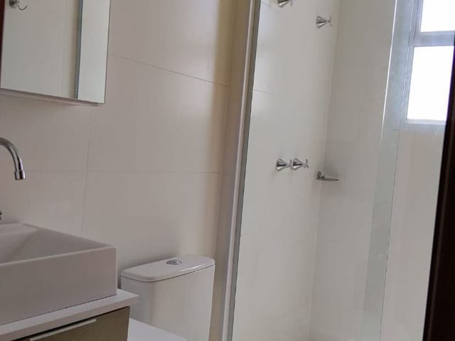 Apartamento 3 quartos e 2 banheiros, à venda ou para alugar, no bairro Condomínio Residencial Colinas do Paratehy em São José dos Campos