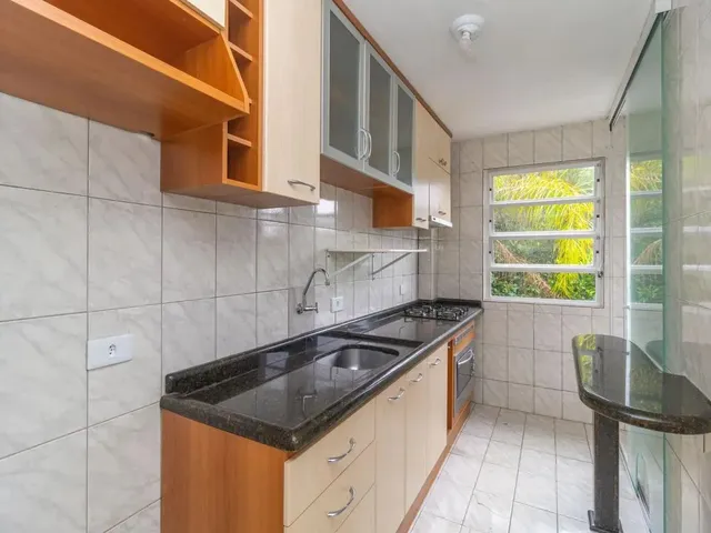 Apartamento 2 quartos e 1 banheiro, para alugar, no bairro Cidade Industrial em Curitiba
