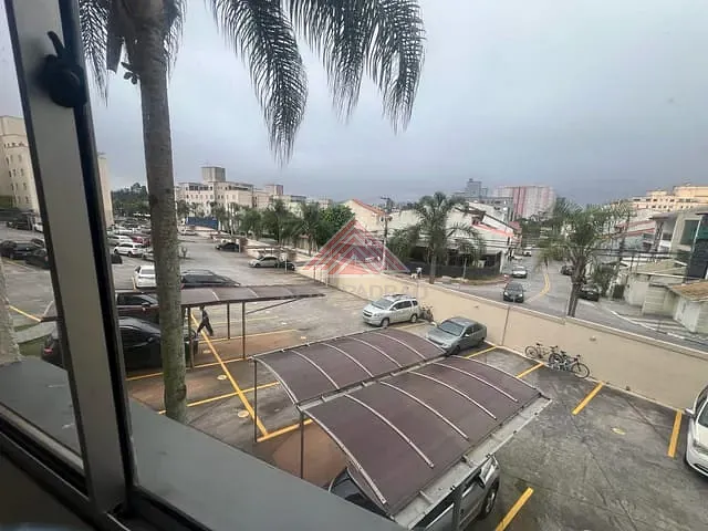 Apartamento 2 quartos e 1 banheiro, à venda, no bairro Parque São Vicente em Mauá