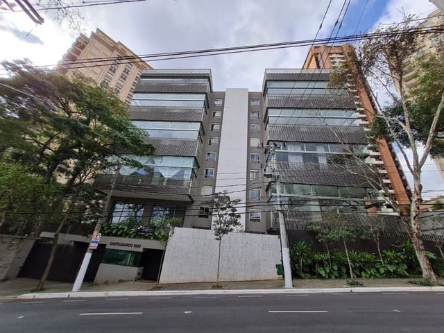 Apartamento 5 quartos e 2 banheiros, à venda, no bairro Higienópolis em São Paulo