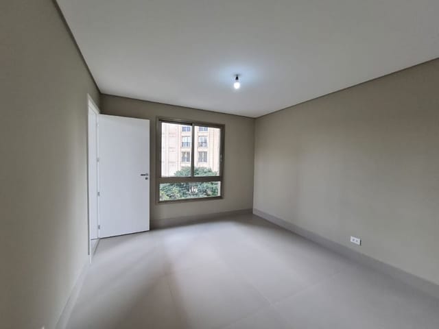Apartamento 5 quartos e 2 banheiros, à venda, no bairro Higienópolis em São Paulo