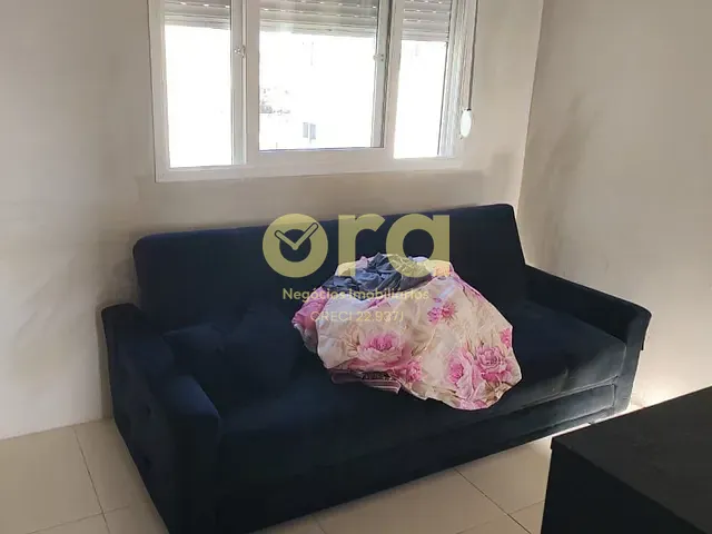 Apartamento 2 quartos e 1 banheiro, à venda, no bairro Três Vendas em Pelotas