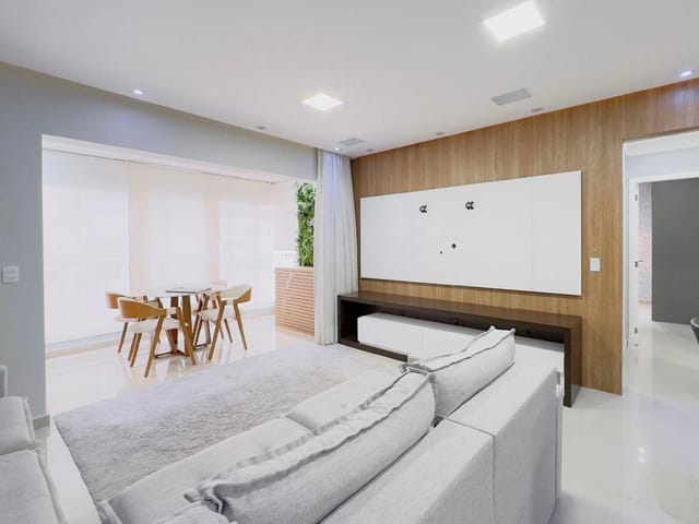 Apartamento 2 quartos e 2 banheiros, à venda, no bairro Jardim das Indústrias em São José dos Campos