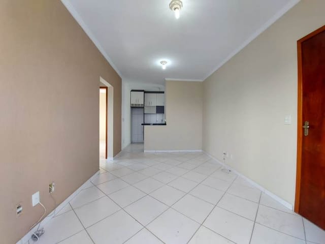 Apartamento 2 quartos e 1 banheiro, à venda, no bairro Conjunto Residencial Araretama em Pindamonhangaba