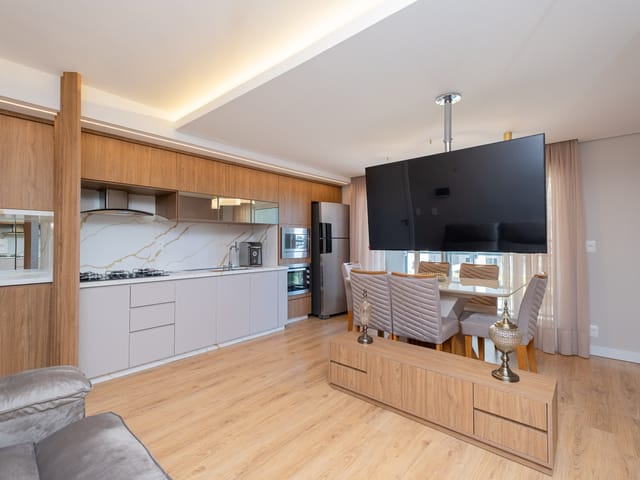Apartamento 3 quartos e 2 banheiros, à venda ou para alugar, no bairro Areal em Pelotas