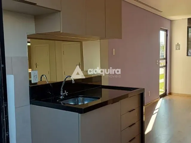 Apartamento 2 quartos e 1 banheiro, à venda, no bairro Uvaranas em Ponta Grossa
