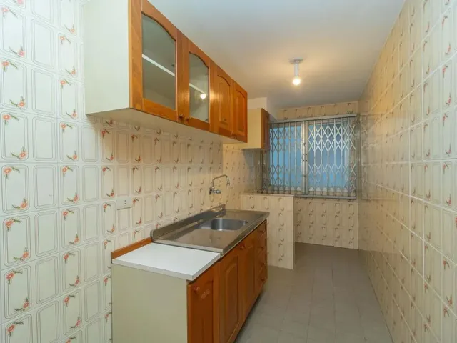 Apartamento 1 quarto e 1 banheiro, para alugar, no bairro Bigorrilho em Curitiba
