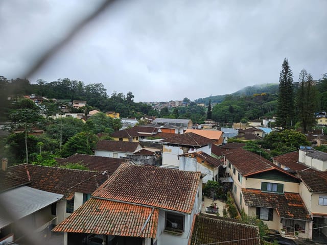 Apartamento 2 quartos e 1 banheiro, à venda, no bairro Castelanea em Petrópolis