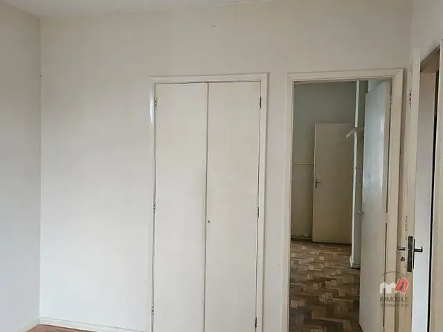 Apartamento 2 quartos e 1 banheiro, à venda, no bairro Castelanea em Petrópolis