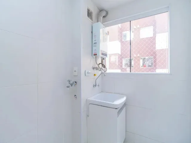 Apartamento 3 quartos e 1 banheiro, para alugar, no bairro Santa Cândida em Curitiba