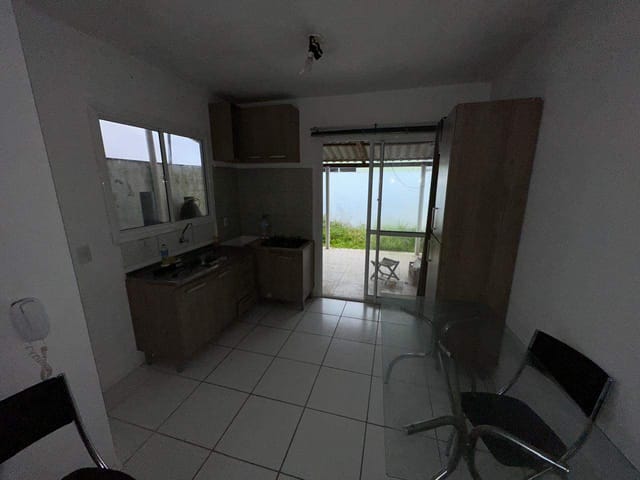 Casa com 50m² 2 quartos e 1 banheiro, à venda, no bairro Areal em Pelotas