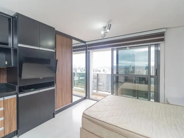 Apartamento 1 quarto e 1 banheiro, para alugar, no bairro Rebouças em Curitiba