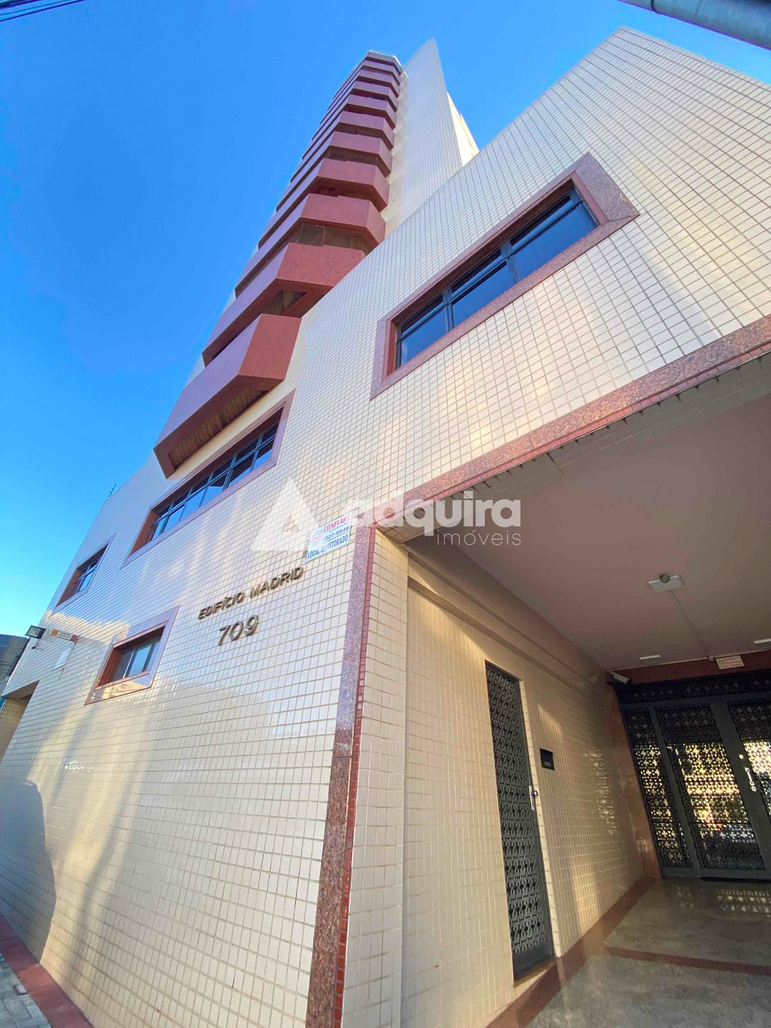 Apartamento à venda com 3 quartos, 112m² - Foto 1