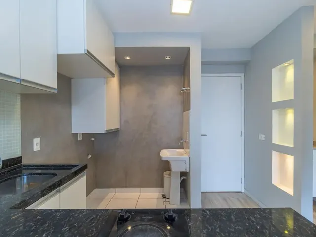 Apartamento 1 quarto e 1 banheiro, para alugar, no bairro Campina do Siqueira em Curitiba