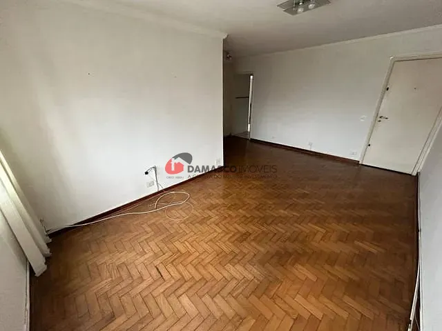 Apartamento 2 quartos e 1 banheiro, para alugar, no bairro Santo Antônio em São Caetano do Sul