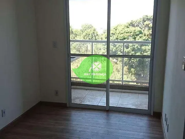 Apartamento 2 quartos e 1 banheiro, à venda ou para alugar, no bairro Chácaras Reunidas São Jorge em Sorocaba