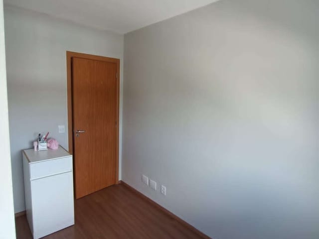 Apartamento 3 quartos e 1 banheiro, à venda ou para alugar, no bairro Condomínio Residencial Colinas do Paratehy em São José dos Campos