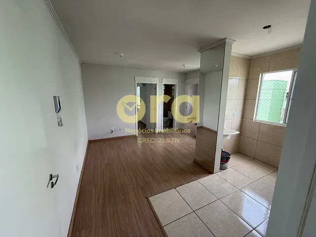 Apartamento 2 quartos e 1 banheiro, à venda, no bairro Três Vendas em Pelotas