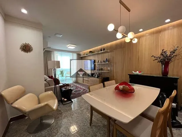 Apartamento com 130m² 2 quartos e 1 banheiro, à venda, no bairro Icaraí em Niterói