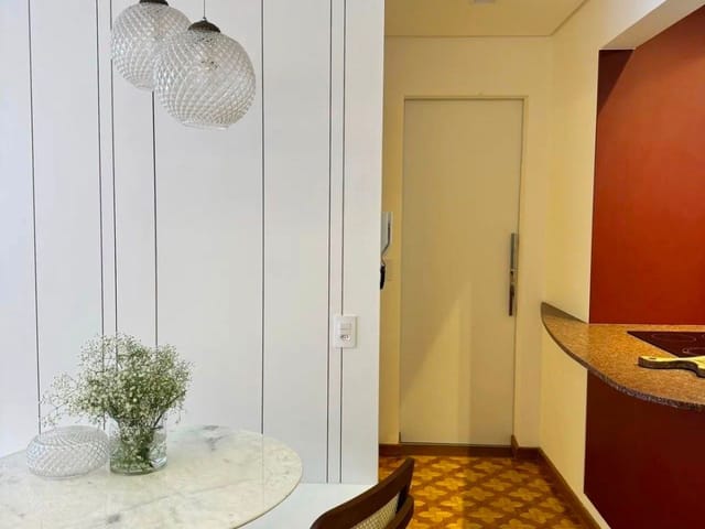 Apartamento 1 quarto e 1 banheiro, à venda ou para alugar, no bairro Vila Adyana em São José dos Campos