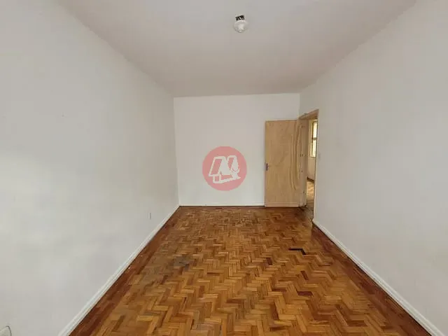 Apartamento com 100m² 2 quartos e 1 banheiro, à venda, no bairro Rio Branco em Porto Alegre