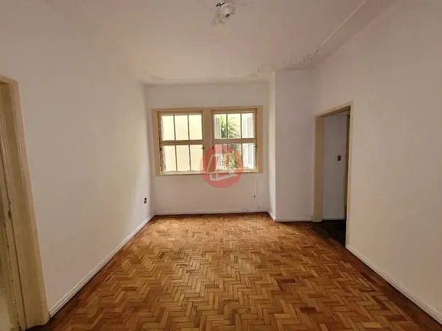 Apartamento com 100m² 2 quartos e 1 banheiro, à venda, no bairro Rio Branco em Porto Alegre