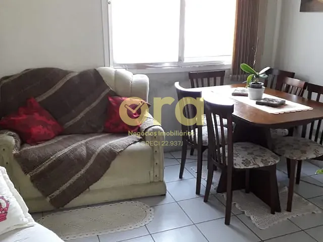 Apartamento com 46m² 2 quartos e 1 banheiro, à venda, no bairro Três Vendas em Pelotas