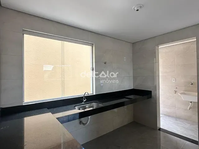 Apartamento com 150m² 3 quartos e 2 banheiros, à venda, no bairro Guarani em Belo Horizonte