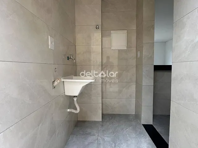 Apartamento com 150m² 3 quartos e 2 banheiros, à venda, no bairro Guarani em Belo Horizonte