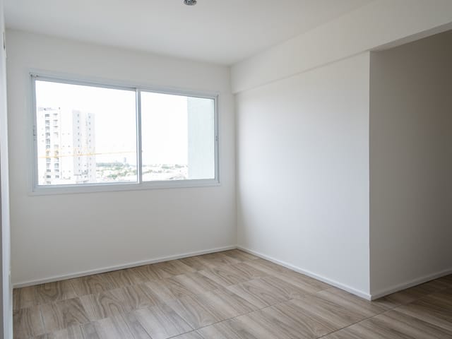 Apartamento 2 quartos e 2 banheiros, para alugar, no bairro Areal em Pelotas