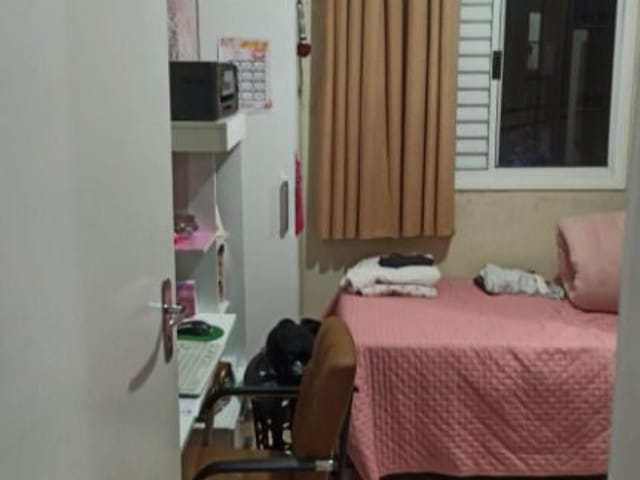 Apartamento com 50m² 2 quartos e 1 banheiro, à venda, no bairro Jardim Veloso em Osasco