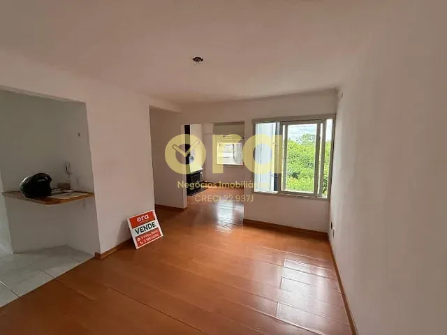 Apartamento com 59m² 3 quartos e 1 banheiro, à venda, no bairro Três Vendas em Pelotas