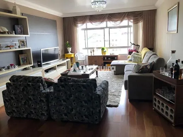 Apartamento 3 quartos e 2 banheiros, à venda, no bairro Centro em Ponta Grossa