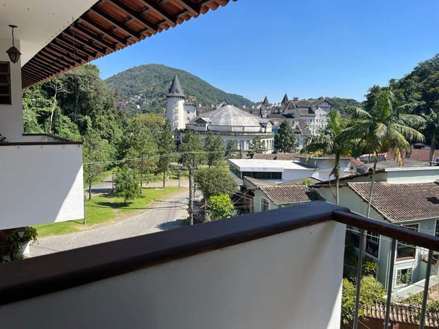 Apartamento 1 quarto e 2 banheiros, à venda, no bairro Quitandinha em Petrópolis