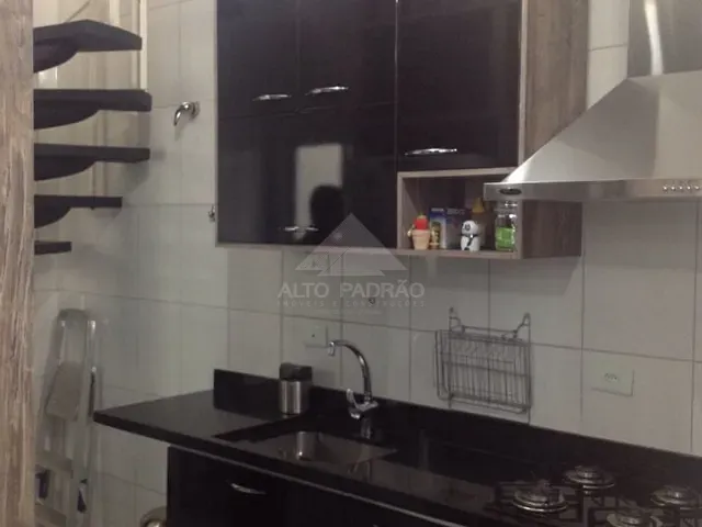 Apartamento à venda, no bairro Vila Curuçá em Santo André