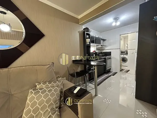Apartamento com 110m² 3 quartos e 4 banheiros, à venda, no bairro Meia Praia em Itapema