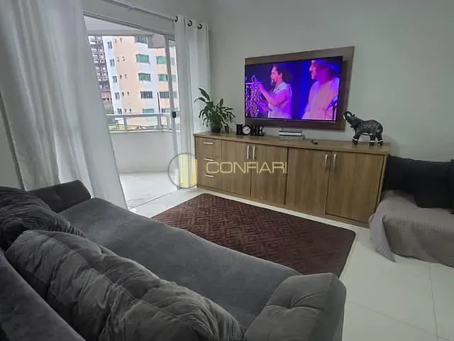 Apartamento com 87m² 2 quartos e 1 banheiro, à venda, no bairro Meia Praia em Itapema