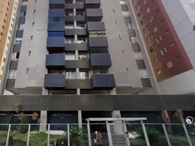 Apartamento 3 quartos e 2 banheiros, para alugar, no bairro Cristo Rei em Curitiba