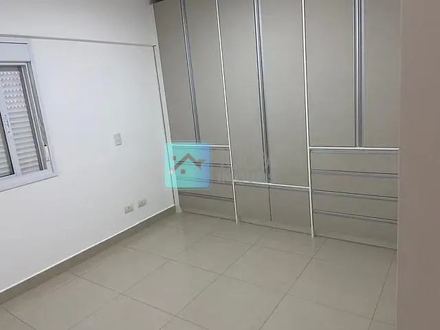Apartamento 2 quartos e 2 banheiros, para alugar, no bairro Condomínio Royal Park em São José dos Campos