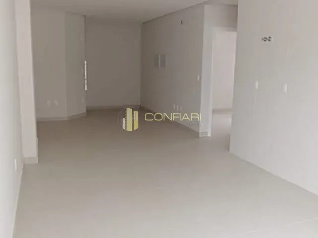 Apartamento com 83m² 2 quartos e 3 banheiros, à venda, no bairro Morretes em Itapema