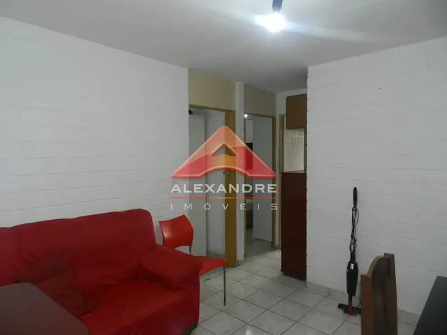 Apartamento com 10m² 2 quartos e 1 banheiro, para alugar, no bairro Vila Industrial em São José Dos Campos