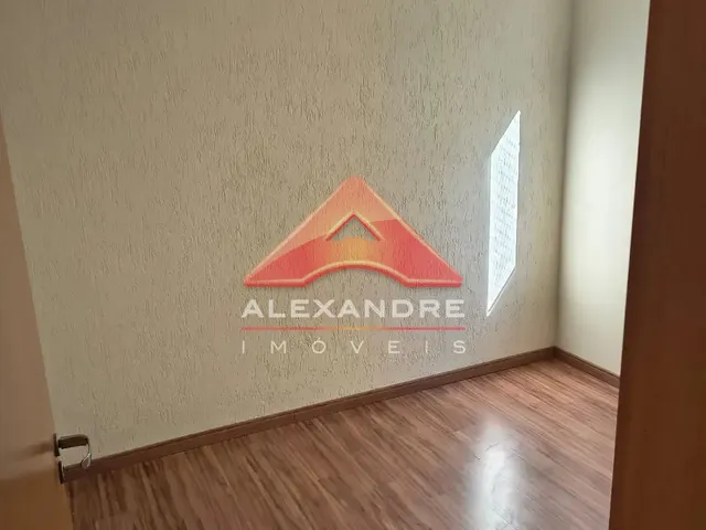 Apartamento com 10m² 2 quartos e 1 banheiro, à venda, no bairro Jardim Ismênia em São José Dos Campos