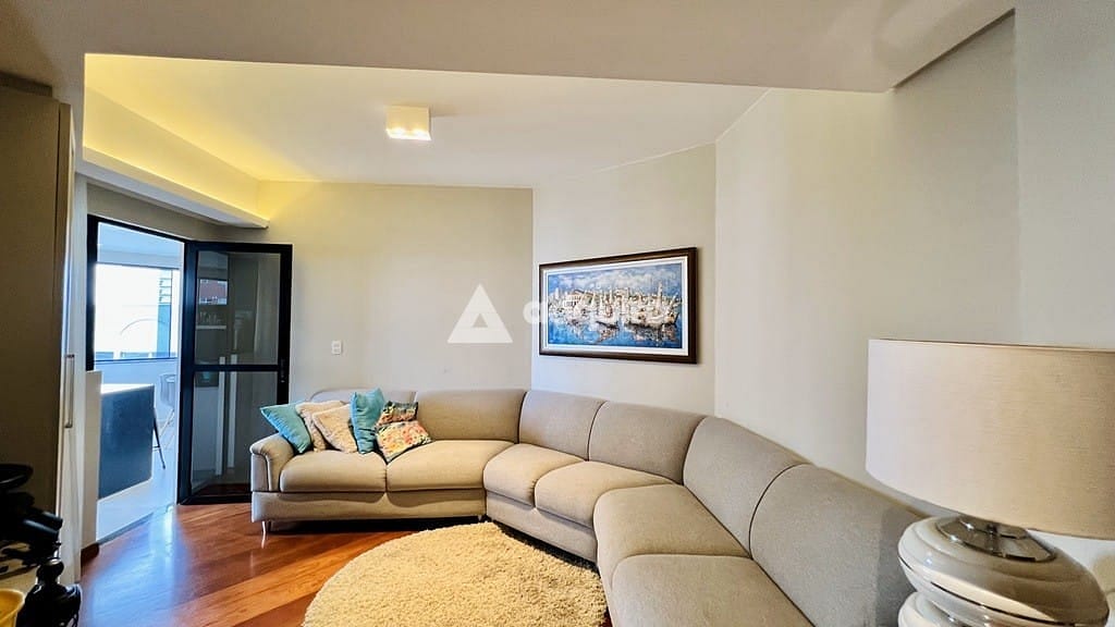 Apartamento à venda com 3 quartos, 273m² - Foto 3