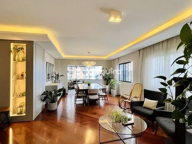 Apartamento 3 quartos e 3 banheiros, à venda, no bairro Centro em Ponta Grossa