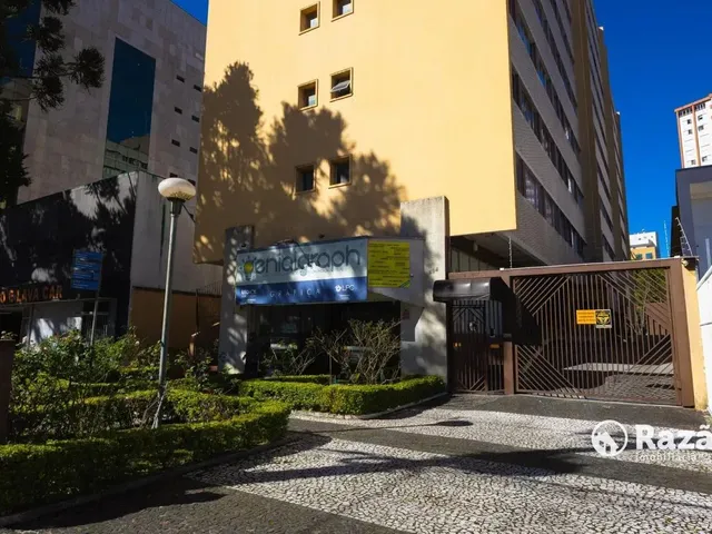 Apartamento 2 quartos e 1 banheiro, para alugar, no bairro Centro Cívico em Curitiba