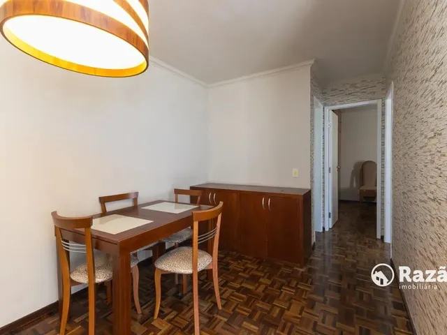 Apartamento 2 quartos e 1 banheiro, para alugar, no bairro Centro Cívico em Curitiba