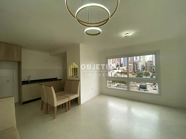 Apartamento 3 quartos e 2 banheiros, para alugar, no bairro Centro em Novo Hamburgo