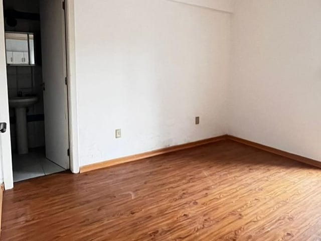 Apartamento 1 quarto e 1 banheiro, à venda, no bairro Centro em Pelotas