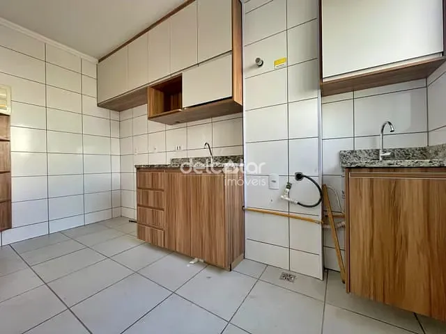 Apartamento com 48m² 2 quartos e 1 banheiro, à venda, no bairro Planalto em Belo Horizonte